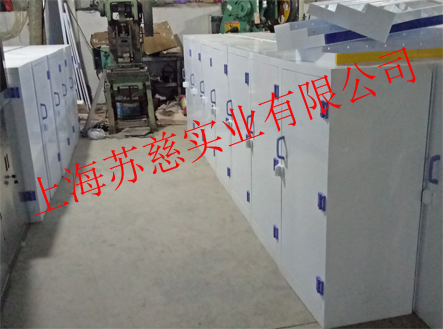 遵义学院珠海校区选购我司PP酸碱柜